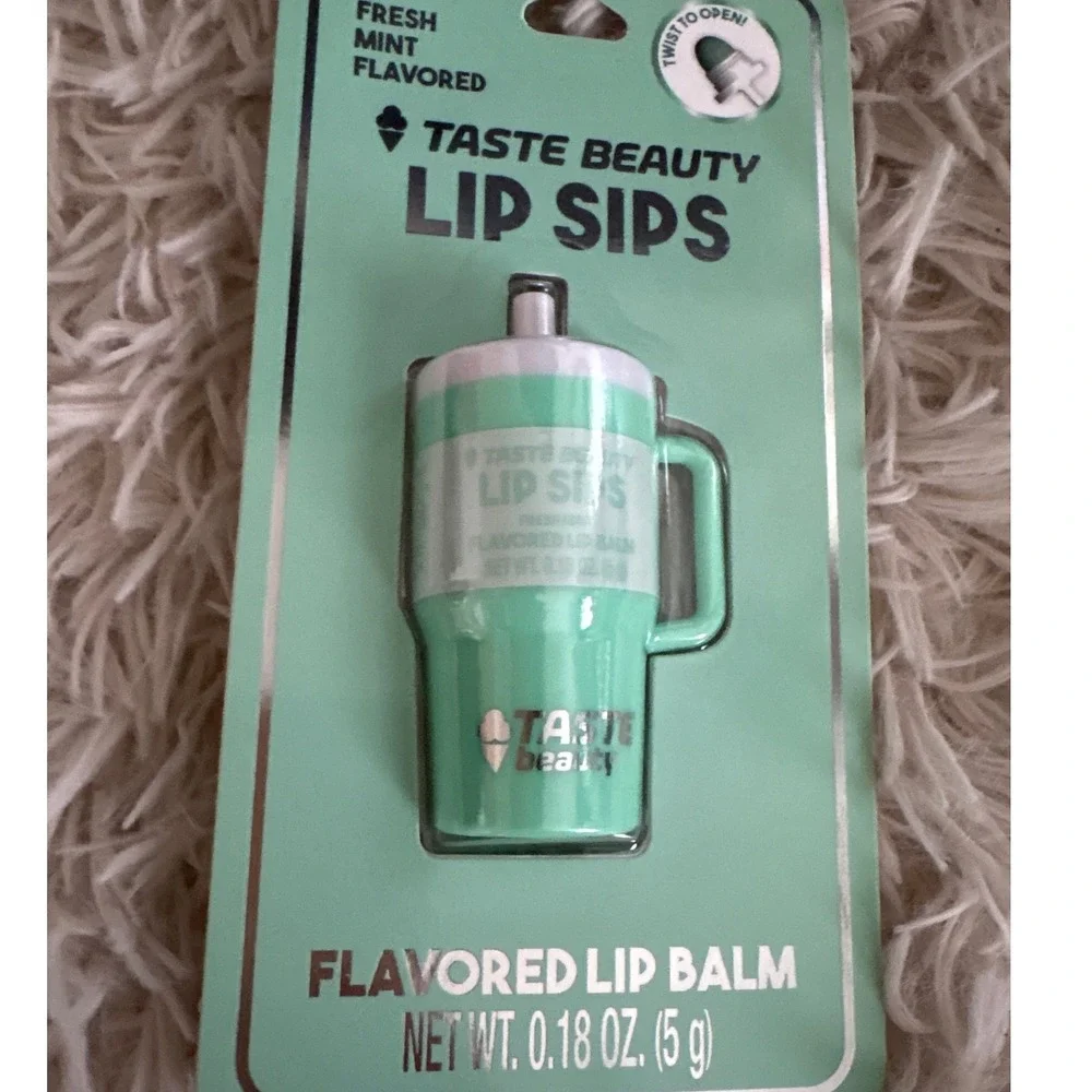 Taste Beauty Shake It Up! Fresh Mint Lip Sips Flavored Lip Balm Drink Cup Design